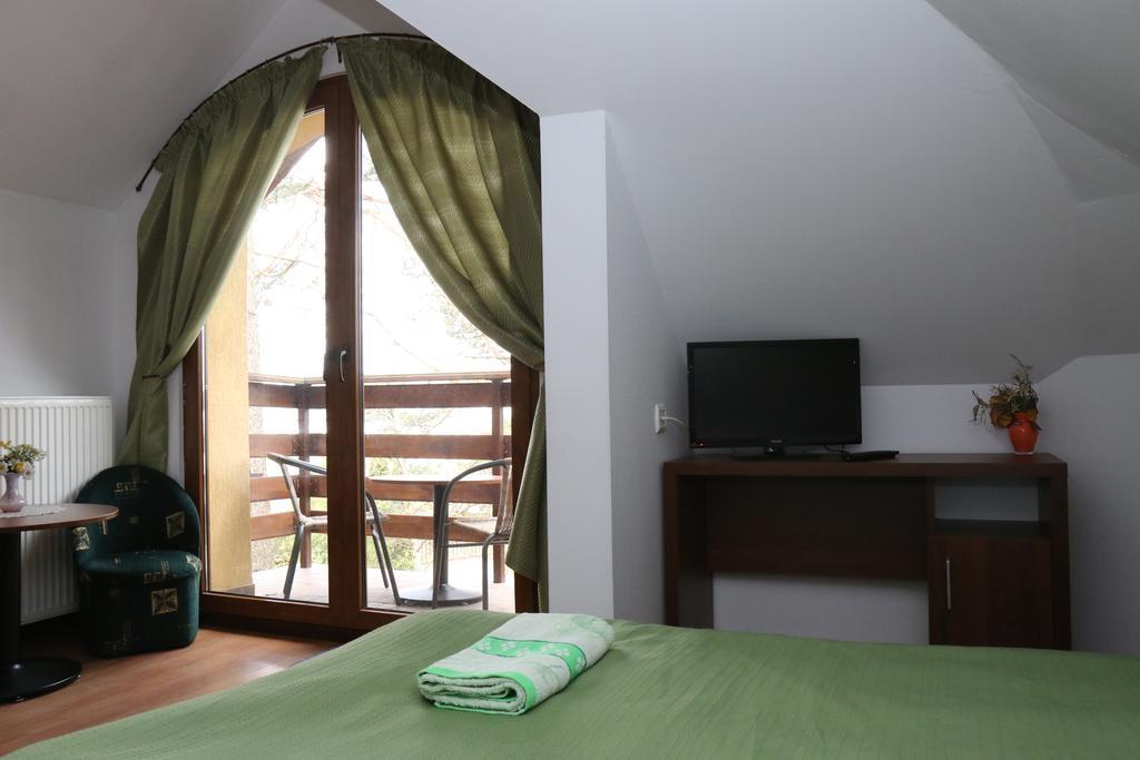 Rezydencja Nad Wigrami Standard & Comfort Rooms Gawrych Ruda Extérieur photo